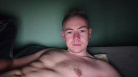 candy_boy_xoxo online show from March 15, 12:18 am