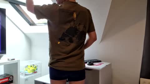 Candy Boy online show from October 7, 3:49 pm