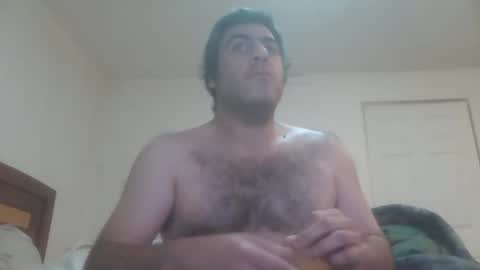 Snapshot of caravibugue chatting on October 16, 2:52 am caravibugue online show from October 16, 2:52 am