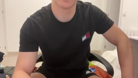 Carlos Owen online show from November 11, 12:04 am