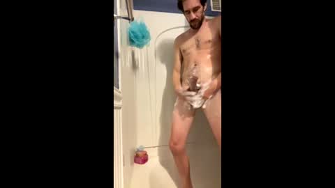 carpenterbee online show from March 3, 4:09 am