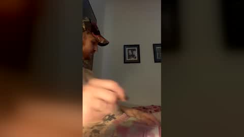 carsonesk90 online show from April 27, 1:08 pm