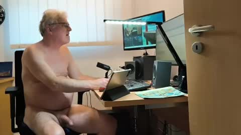 Carsto online show from April 13, 10:05 am