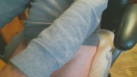 CCzt154 online show from December 18, 5:31 pm