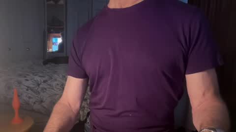 cfnmworkout1 online show from December 3, 4:39 pm