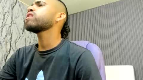 chacorta_ online show from July 6, 3:47 pm