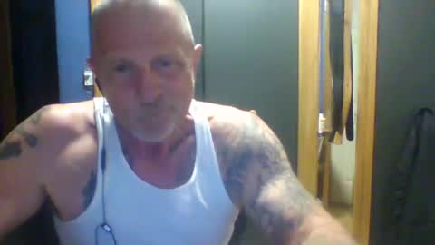 chadsters123 online show from May 29, 4:00 am