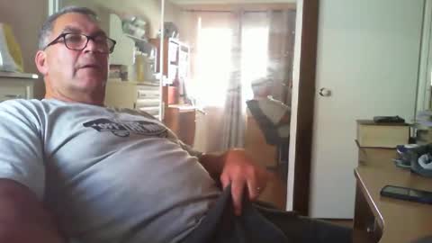 Chalky online show from February 27, 6:58 am