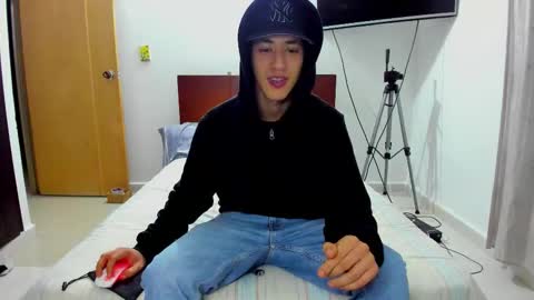 Kenji online show from November 18, 4:27 am