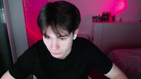 charleshanson69 online show from December 3, 3:40 pm