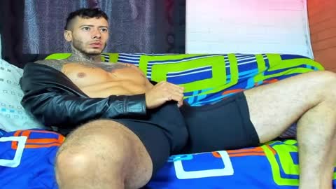 charless_dickenss online show from October 16, 11:07 am
