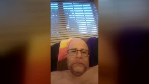 charlie42573693 online show from July 19, 1:00 am