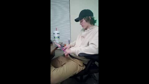 char sexiness online show from December 4, 6:09 am