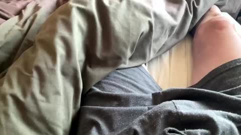 Snapshot of charlieskybloke chatting on March 2, 8:38 am charlieskybloke online show from March 2, 8:38 am