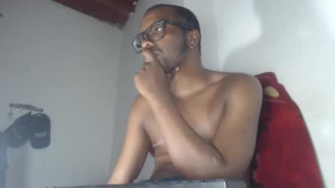 charly_vergonti_ online show from September 15, 10:16 am