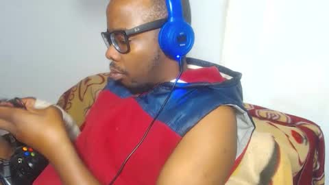 charly_vergonti_ online show from October 5, 9:46 am