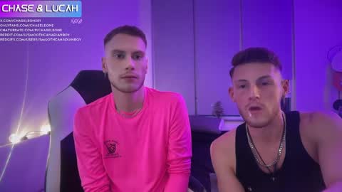 SmoothCanadianBoy online show from April 15, 12:21 am