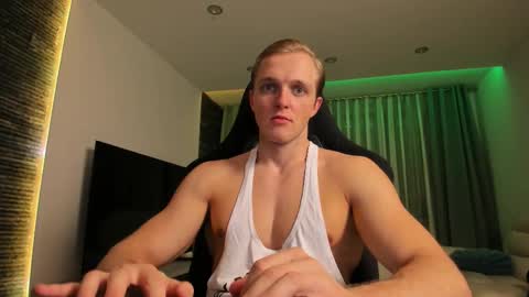 Chase Reed online show from October 20, 9:19 pm