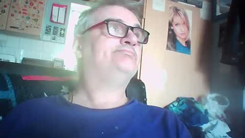 chatboxlee online show from July 18, 3:17 pm