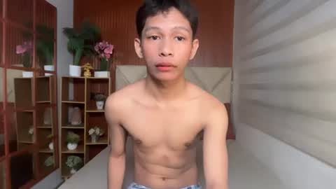 chick_renz online show from July 20, 4:29 am
