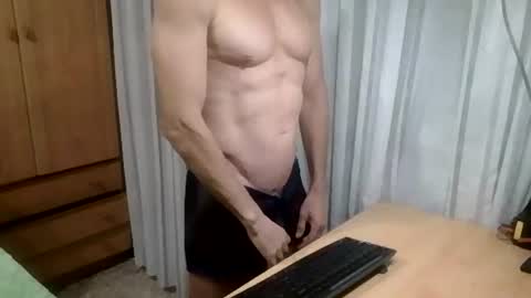 chicosolo2026 online show from June 7, 8:27 pm