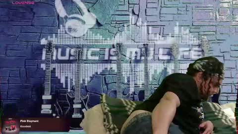 Enrique online show from January 11, 6:33 pm