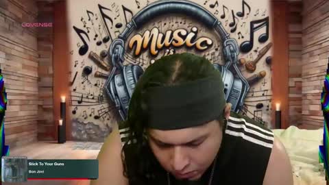 Enrique online show from March 10, 4:03 pm