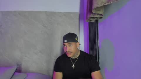 Chris  online show from June 13, 12:14 pm