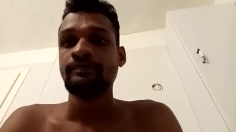 choccoball9898 online show from October 31, 7:39 pm