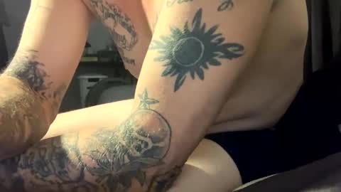 chompers online show from December 8, 4:35 am