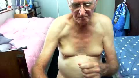 Chris online show from December 28, 9:30 pm