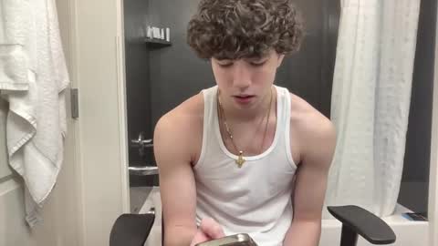 chris_baker1 online show from March 24, 4:28 am