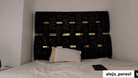 Chris B online show from October 6, 7:18 pm