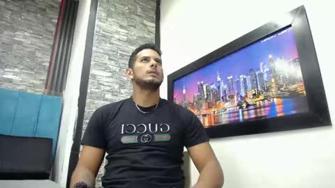 chris_dick2 online show from March 17, 4:59 am