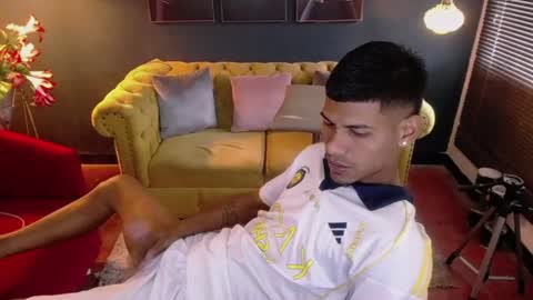 chris online show from June 19, 7:30 pm