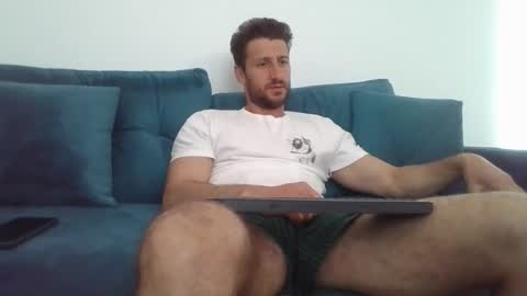 chrisaron online show from April 8, 5:08 am