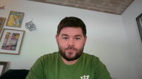 Chris one online show from April 27, 8:44 am