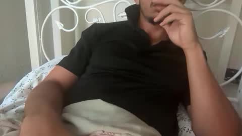 chrislover2125 online show from April 16, 12:38 pm