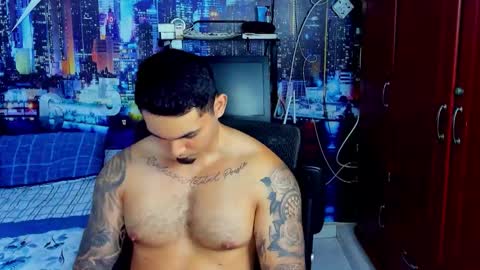 Chriss Stewart online show from December 4, 3:13 am