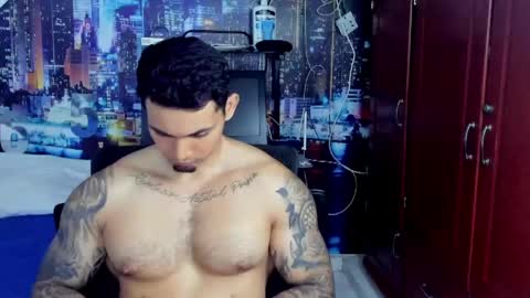 Chriss Stewart online show from June 3, 2:13 am
