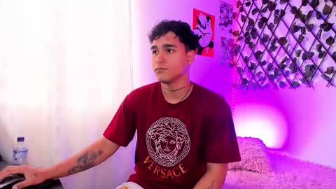 Christian Wang online show from January 18, 5:59 pm