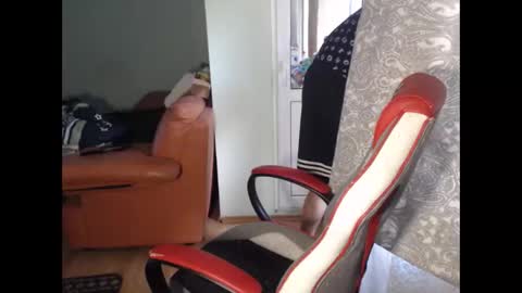 ChristiantBoy online show from April 14, 6:57 am