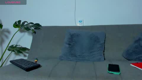 Christopher online show from March 1, 5:31 am