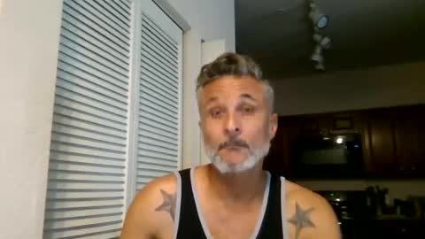 Christopher Rain online show from October 27, 6:43 pm