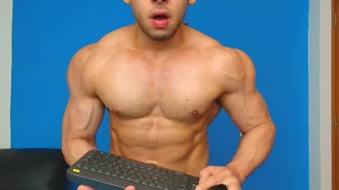 Christopher online show from January 1, 6:49 pm