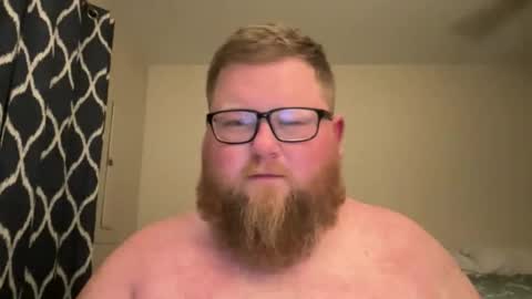 Snapshot of chubbsguy92 chatting on October 29, 1:52 am chubbsguy92 online show from October 29, 1:52 am