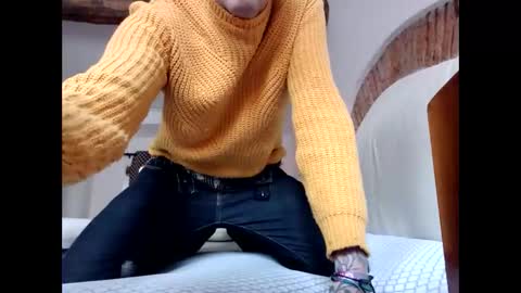 ciaoneciaone25 online show from December 6, 7:54 am