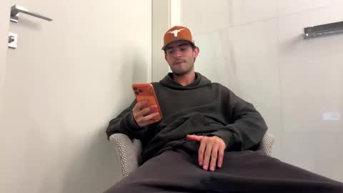 ckeefer96 online show from March 26, 11:09 pm