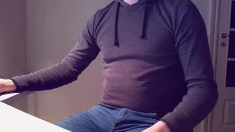 clamshive7 online show from January 6, 3:10 am