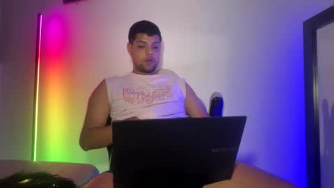 Snapshot of clarentz_baileys chatting on September 20, 4:56 am Clarentz bby online show from September 20, 4:56 am